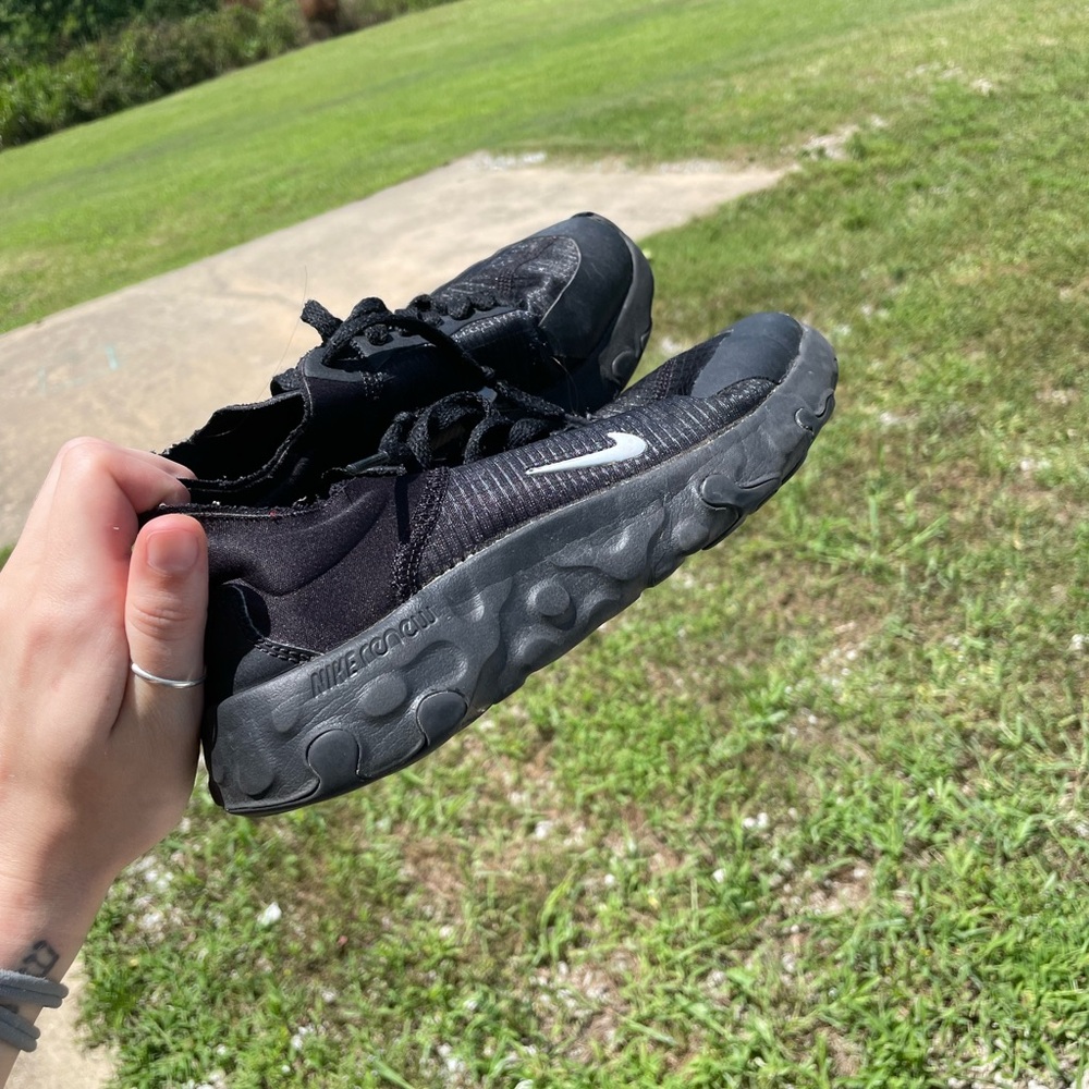 Nike Black Sneakers